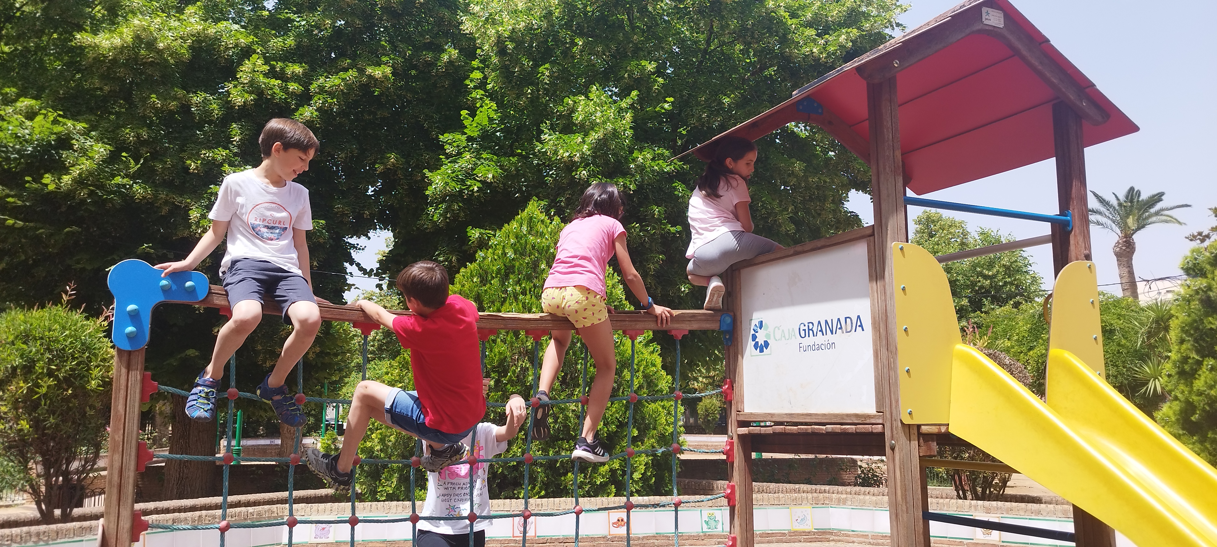 PREMIO TEMÁTICA JUVENIL ANDREA IZQUIERDO GUARDIA.jpg